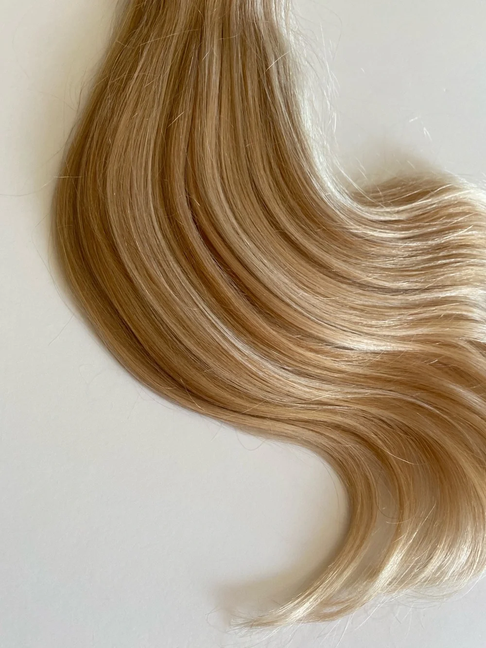 Seamless Clip-In Remy Extensions 100% Human Hair 130g 9Pc Full Head P18A/613 14”